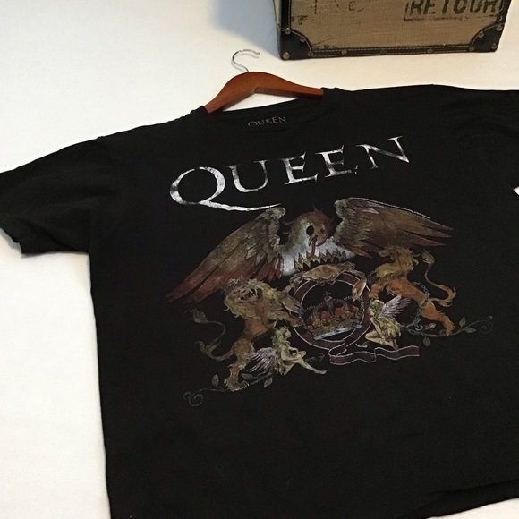 Tops - Queen Band T-Shirt